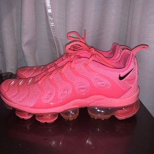 Women’s Air VaporMax Plus (Bubblegum)